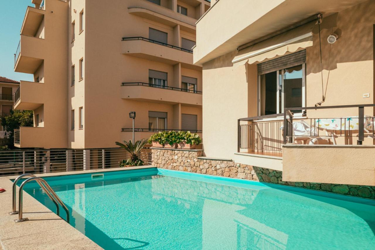 Hotel Residence La Palma Finale Ligure Exterior foto
